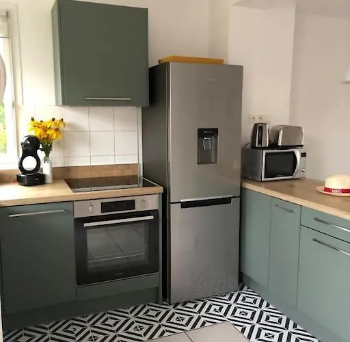 A Deux Pas Du Port, Jolie Maison Redecoree بيت للعطل *