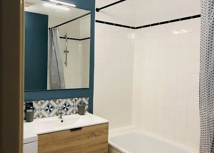 A Deux Pas Du Port, Jolie Maison Redecoree Semesterbostad